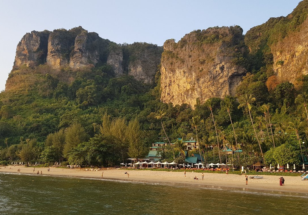 Pai Plong Beach景点图片