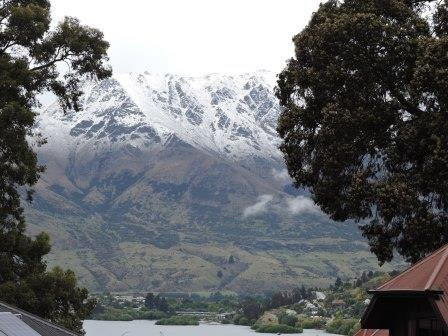 舍伍德酒店主图