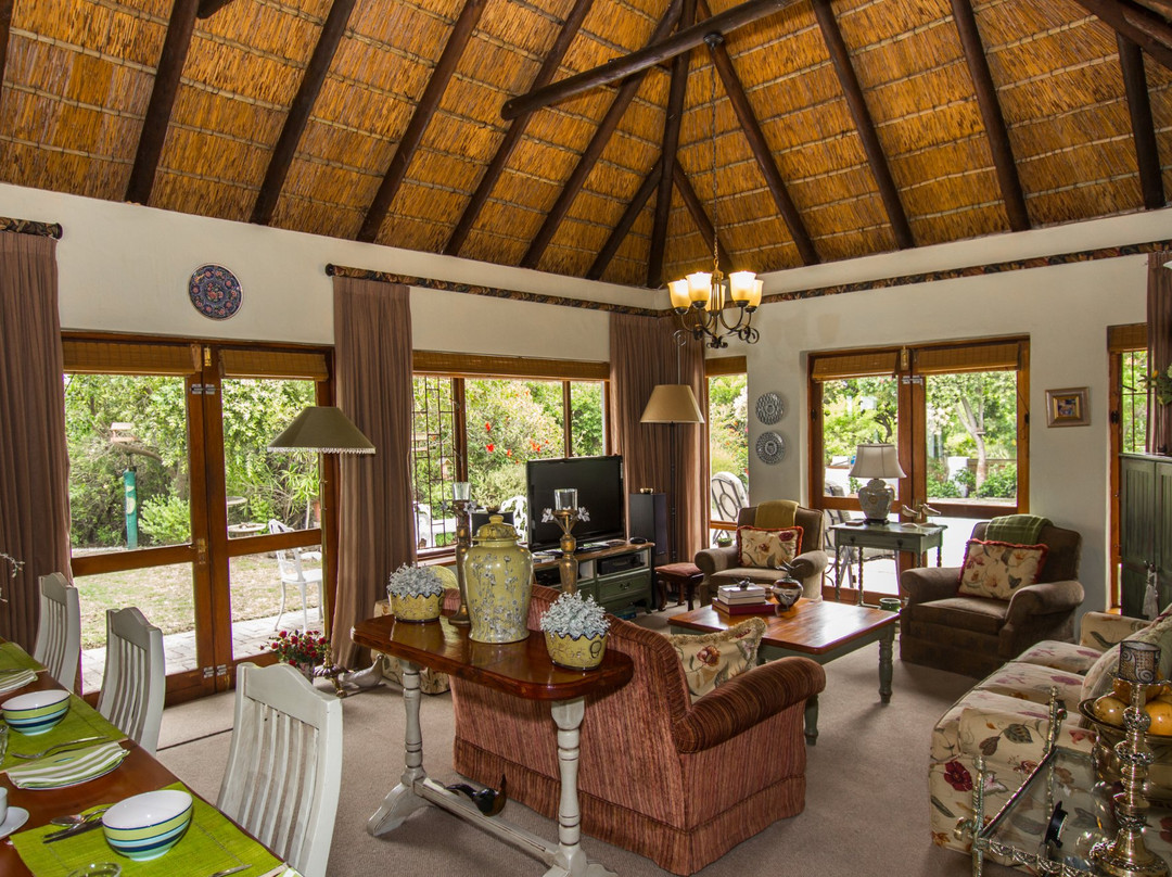 Milkwood Country Cottage主图