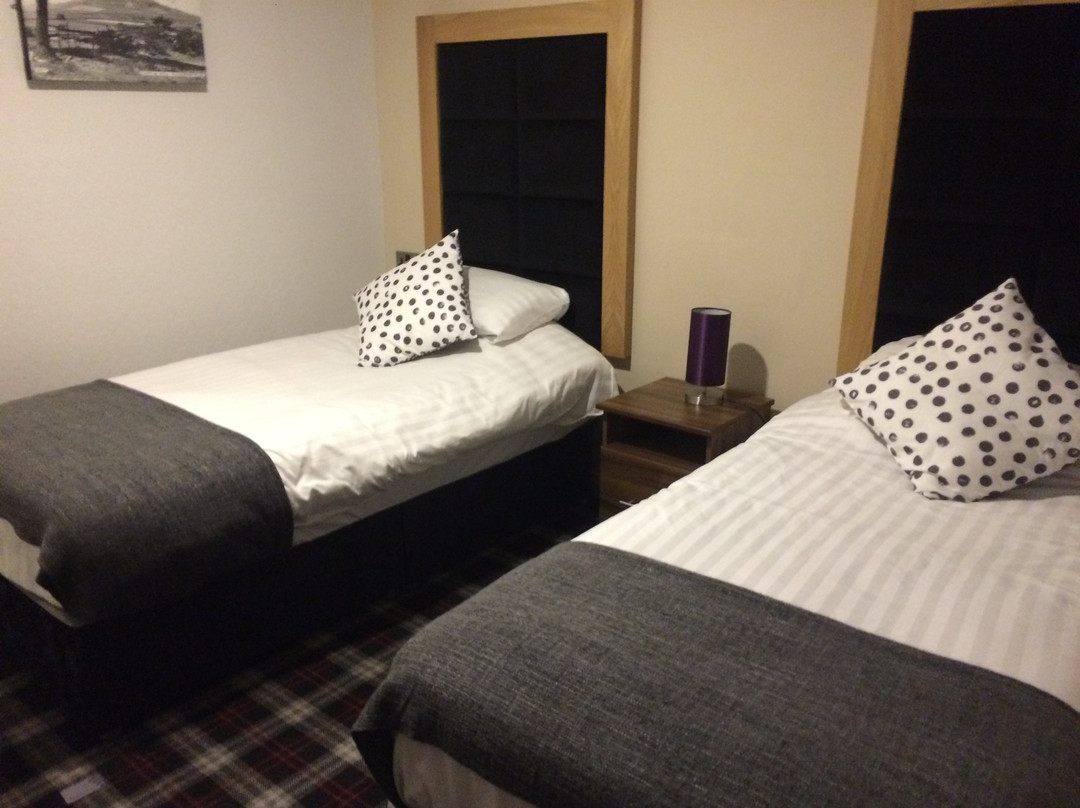 哈德斯菲尔德酒店主图