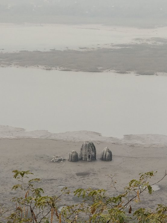 Gobind Sagar Reservoir景点图片