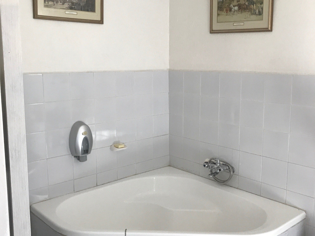 Manor Guest House主图