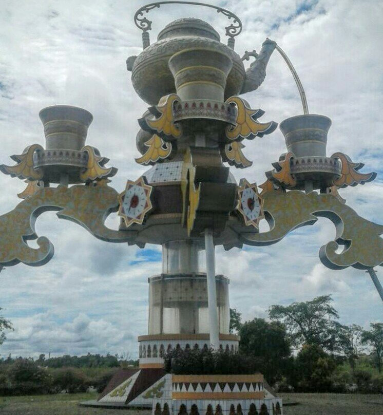 Tea Pot Roundabout-Kuala Belait必去景点