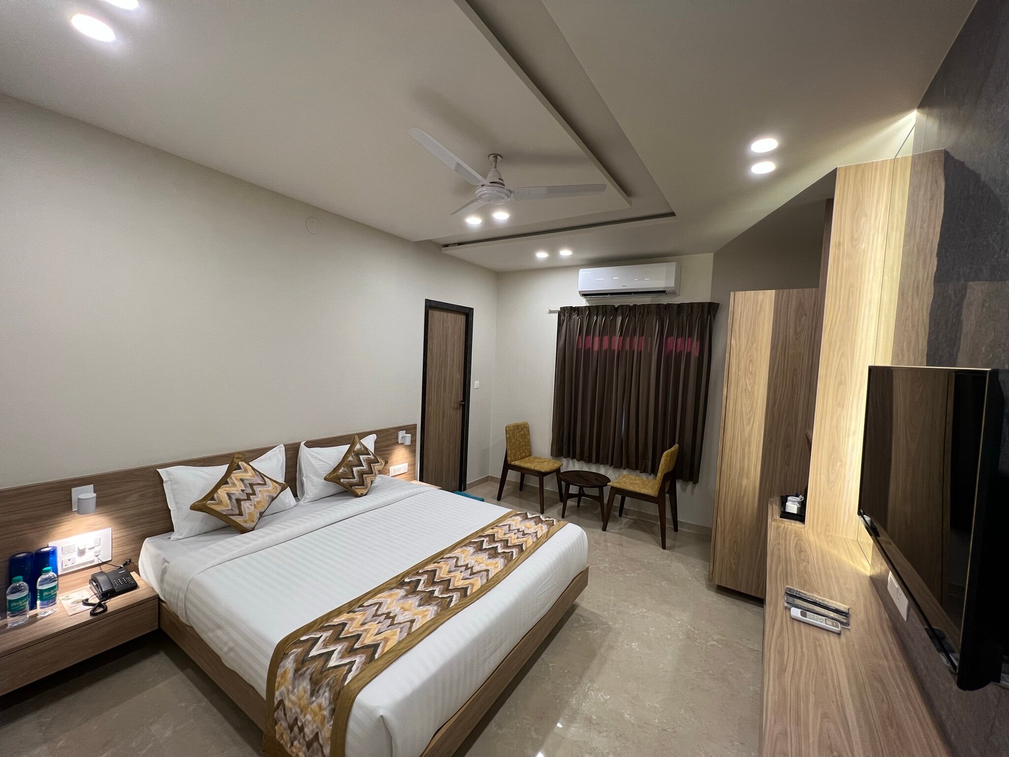 Hotel Natham By Vrinda-客卧