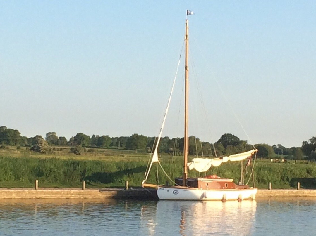 Martham Boat - Day Tours景点图片