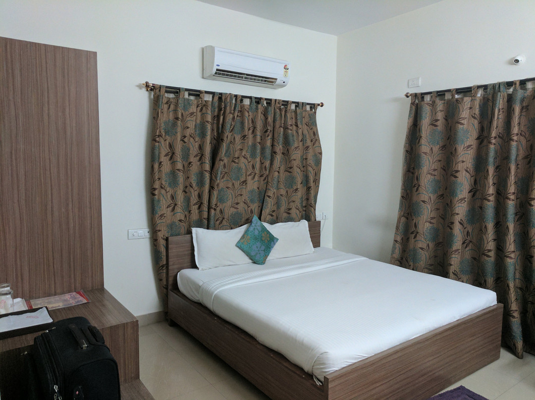 Oyster Airport Hotel主图