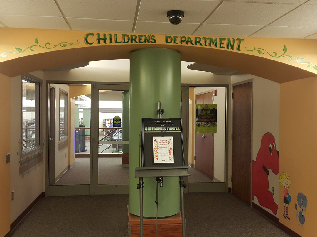 Urbana Public Library-厄巴纳必去景点