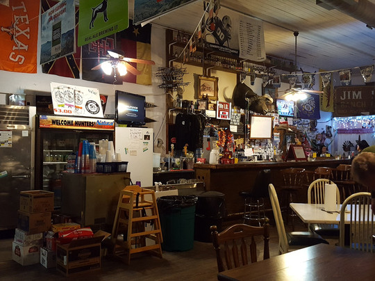 Joe's Bar in Llano