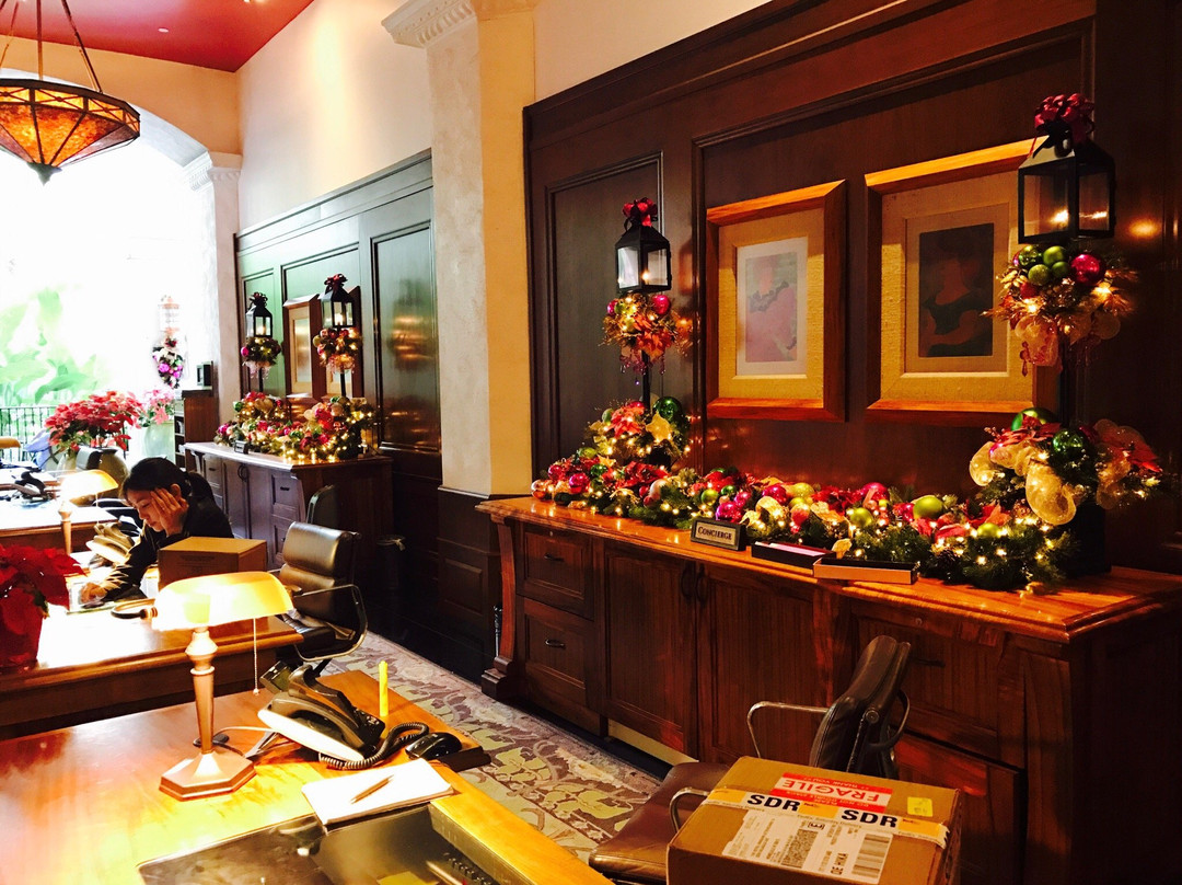 夏威夷皇家烤乳猪大餐-火奴鲁鲁必去景点