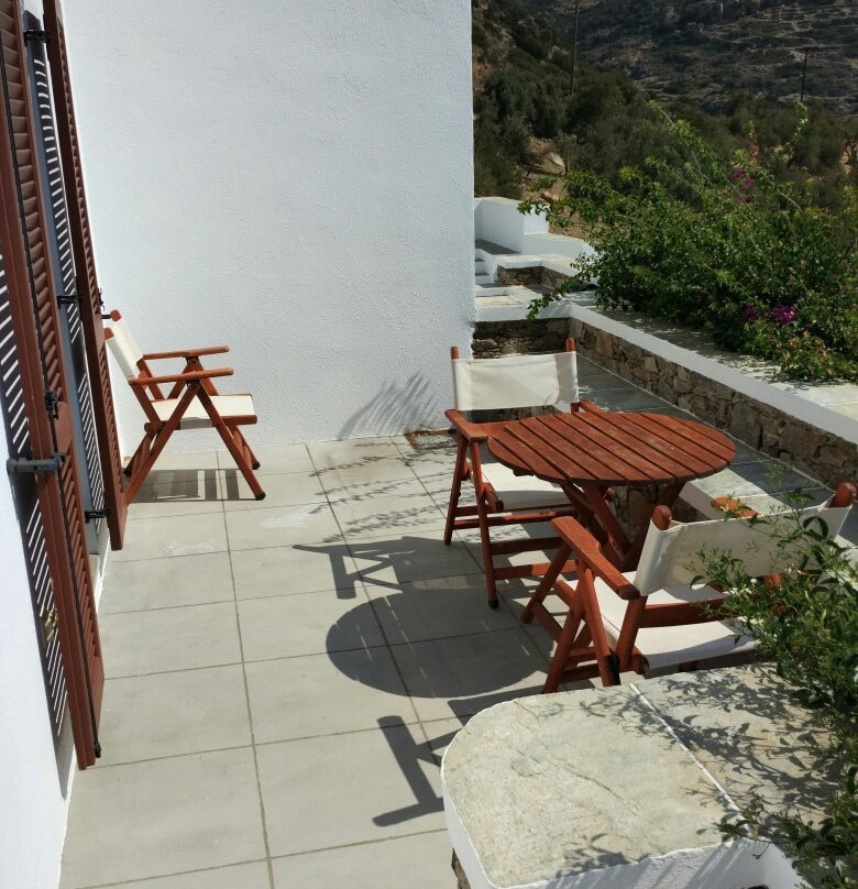 Mirsini Apartments主图