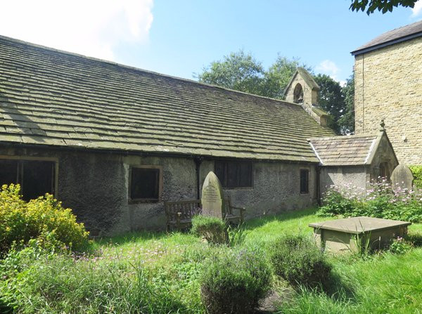 St. Anne's Church-巴克斯顿必去景点