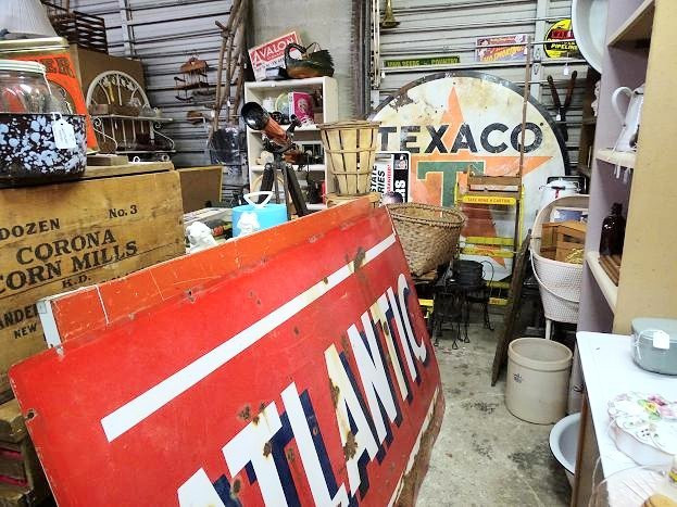 Antiques & Fine Consignment of Camden-Camden必去景点