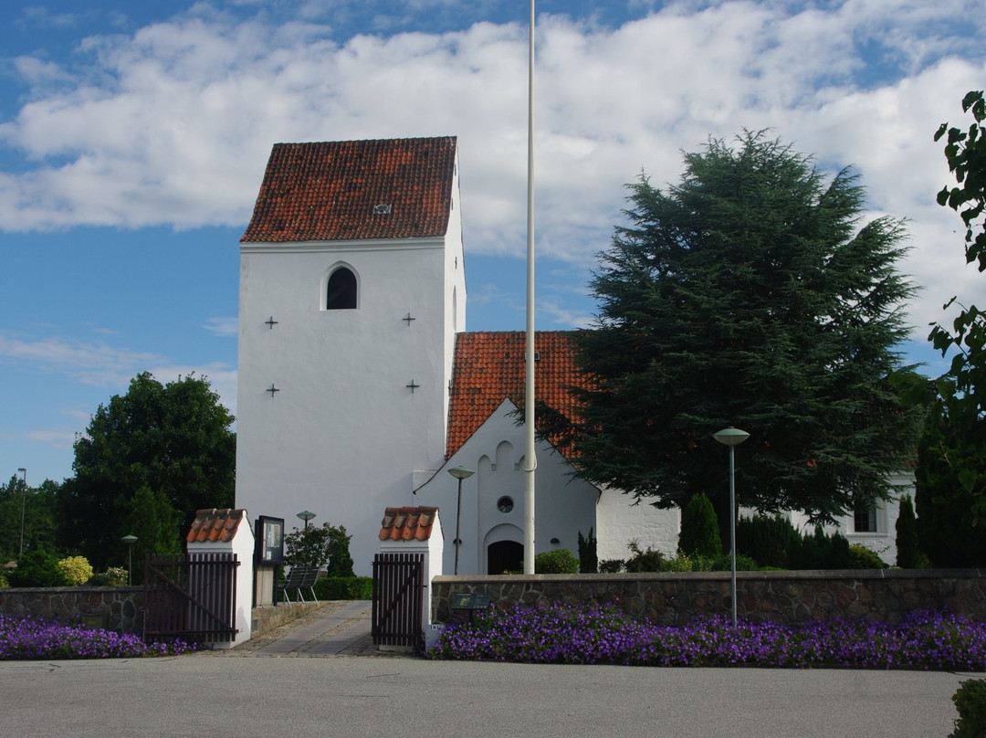 Tranbjerg Kirke景点图片