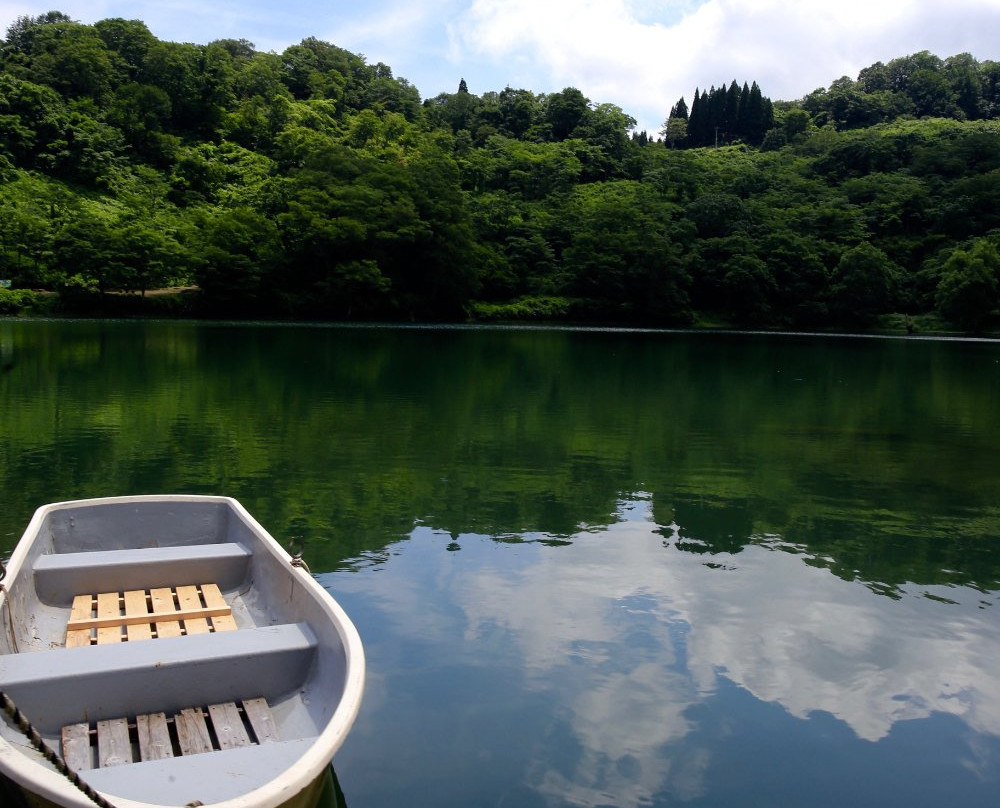 Takanami Pond景点图片