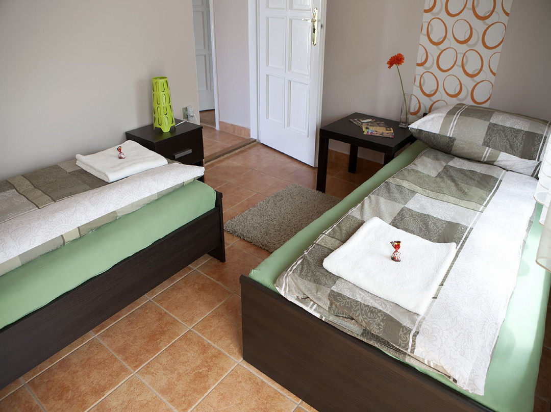 Mako酒店住宿-Aranyhíd Guest House