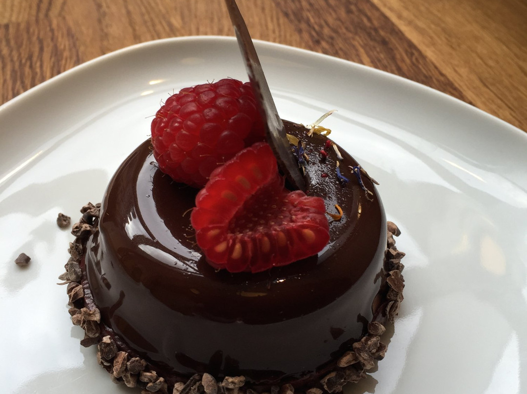 Taste Bistro & Patisserie主图