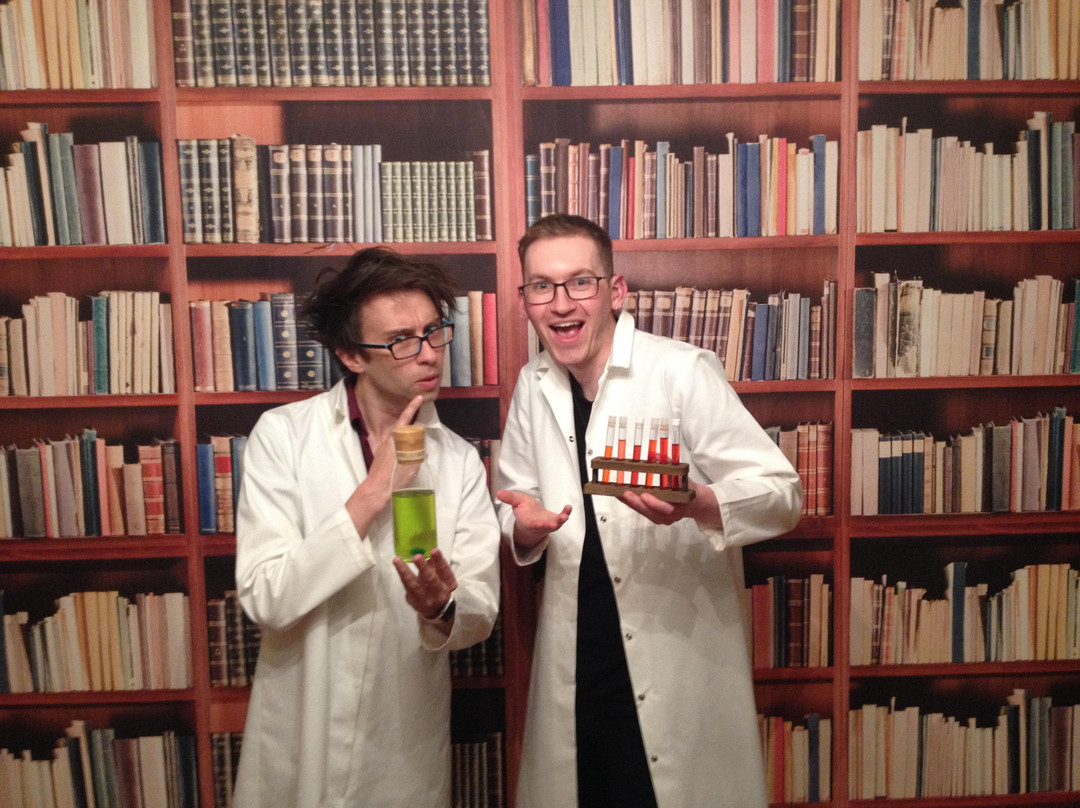 Escape Room Geelong - The Mad Scientist®-贝尔蒙特必去景点