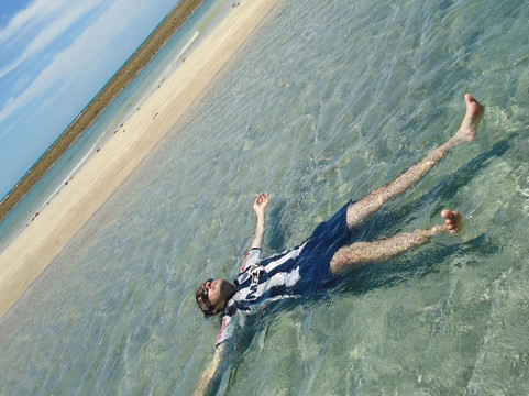 Nova Vicosa旅游景点-Coroa Vermelha Island