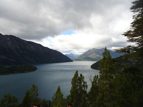 Lago Mascardi Viewpoint-圣卡洛斯-德巴里洛切必去景点
