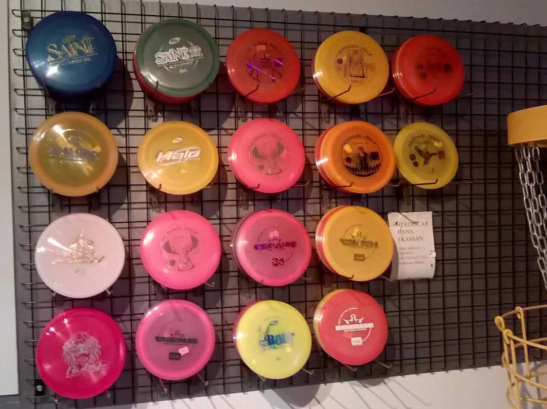 Lovanger旅游景点-Discgolf Terminalen