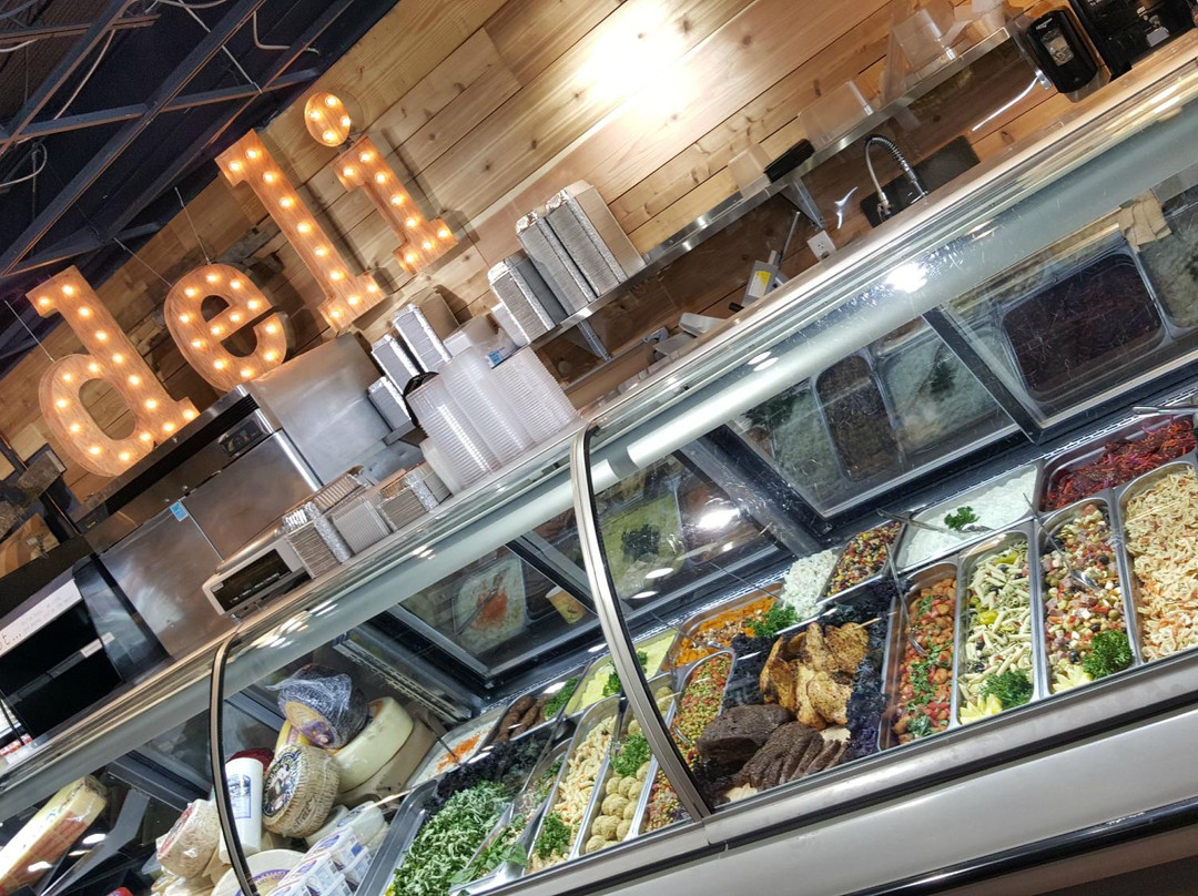 Living Green Fresh Market