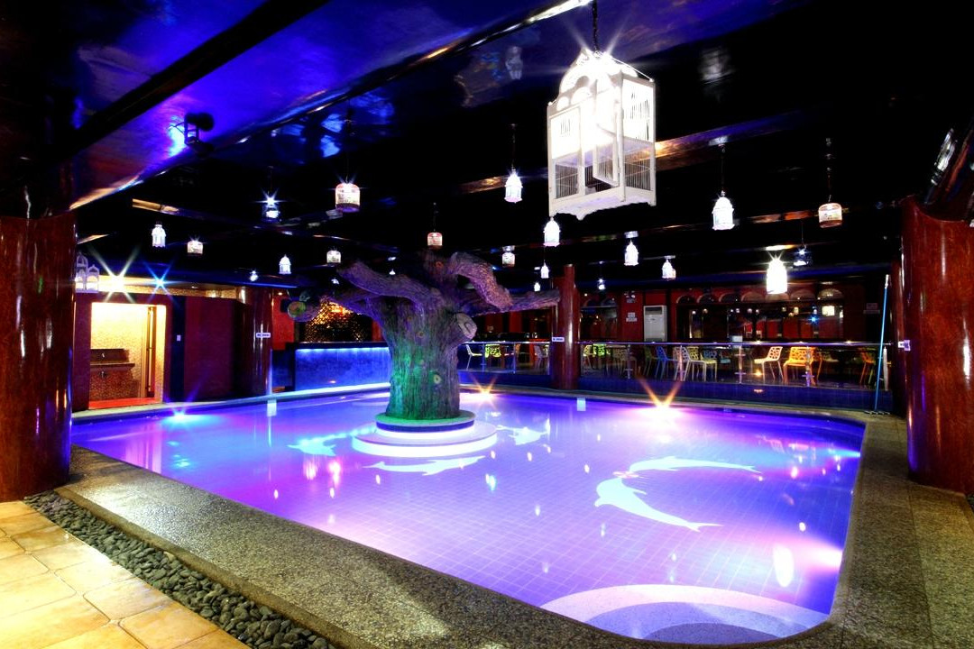 C & L Sea View Hotel主图