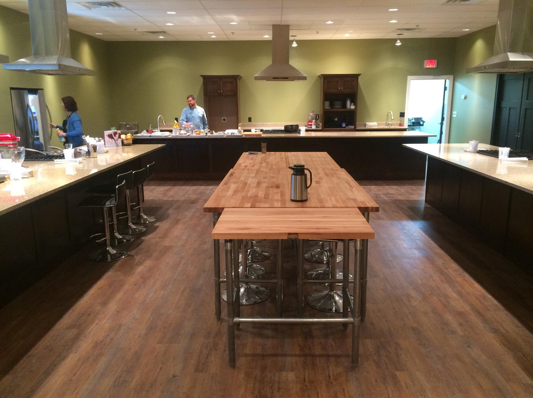 Chef Darin's Kitchen Table Hands-On Cooking Classes-萨凡纳必去景点