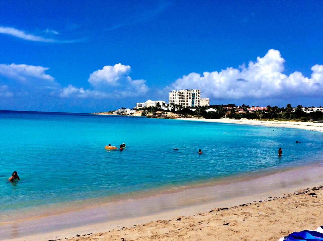 Mullet Bay-Sint Maarten必去景点