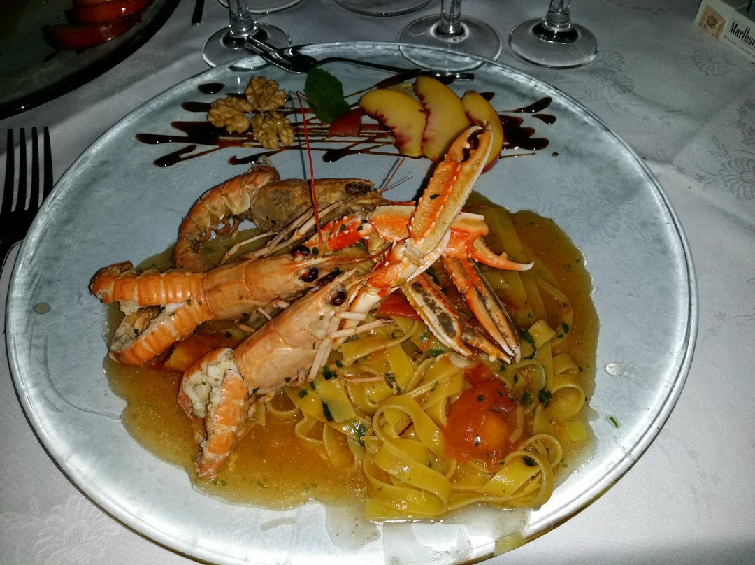 Bientina餐馆和美食-Cigno Nero Terrazza Sul Lago