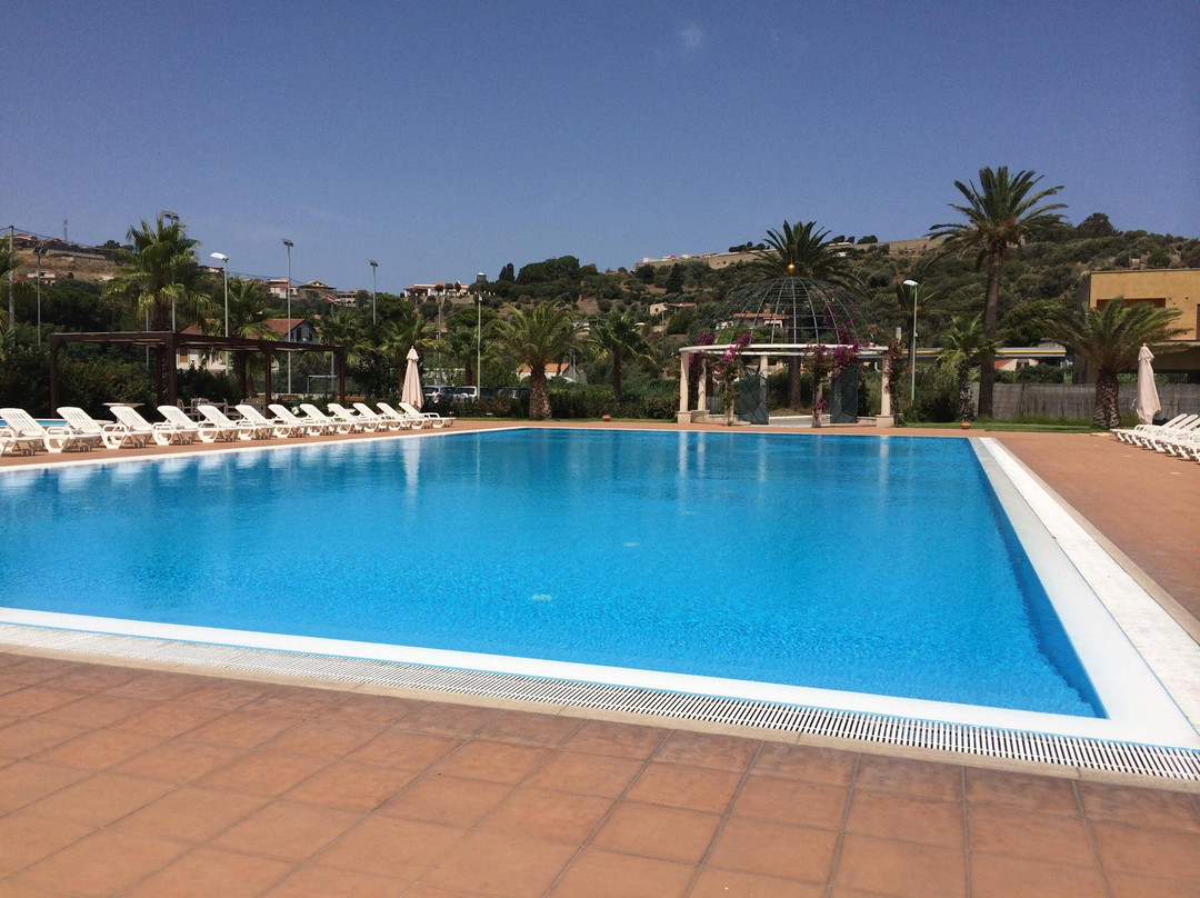 Torre Faro酒店住宿-德玛尔吉住宅酒店