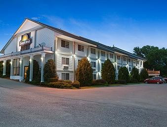 Days Inn by Wyndham Shelburne/Burlington