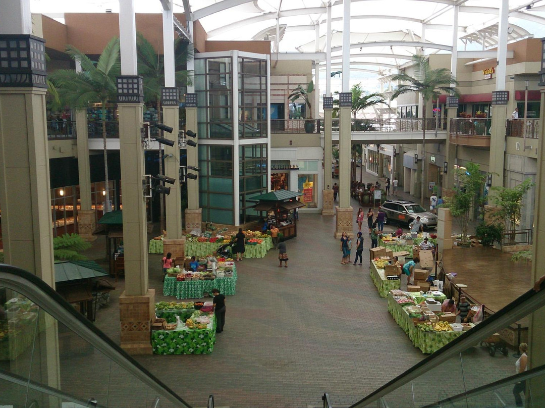 Queen Ka'ahumanu Center-卡胡卢伊必去景点