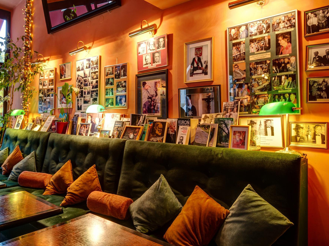 Radio Cafe