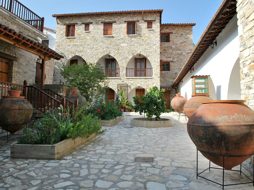 Agios Minas Convent-Vavla必去景点