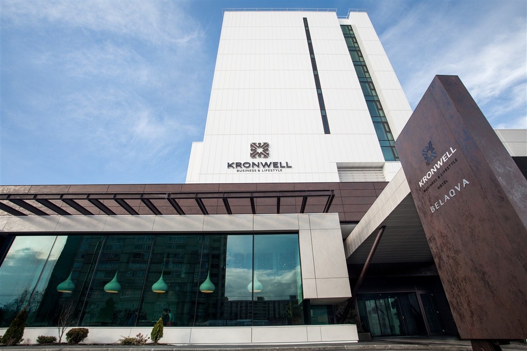 Central Romania酒店住宿-克伦威尔酒店
