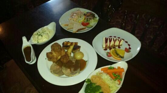 The Halfway House主图