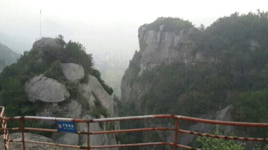 温岭南嵩岩-温岭市必去景点