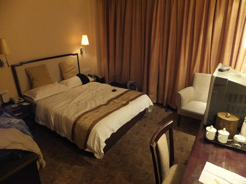 西安钟楼饭店主图