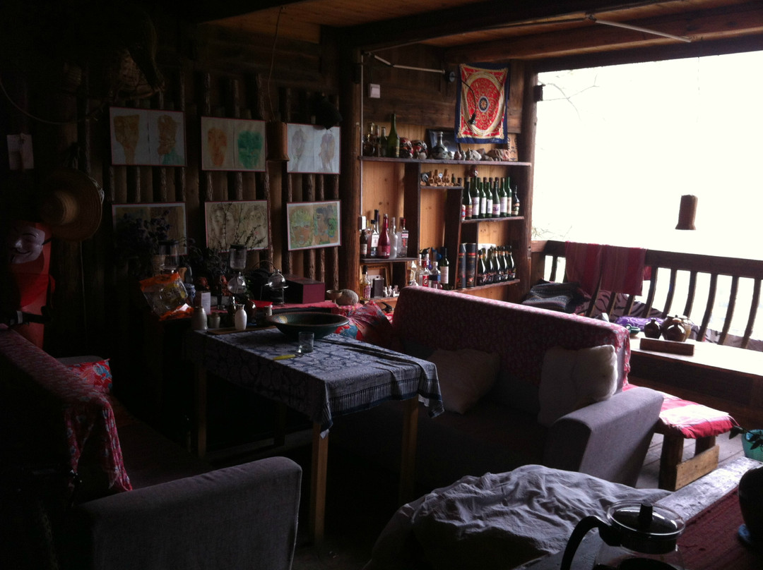 西江998一个小小的客栈主图