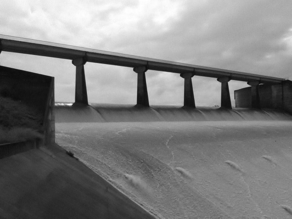 Fairbairn Dam-Emerald必去景点