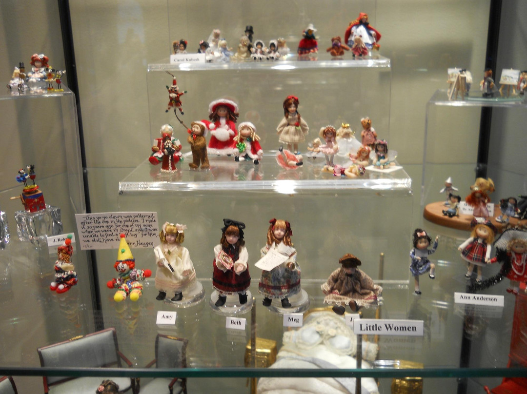 Museum of Miniature Houses and Other Collections-卡梅尔必去景点