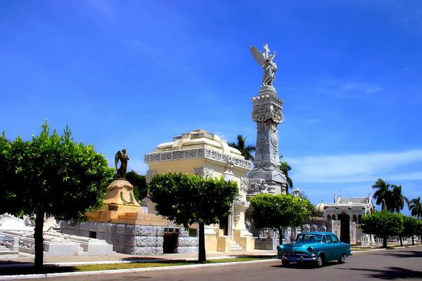 Christopher Columbus Cemetery (Cemetario de Colon)景点图片