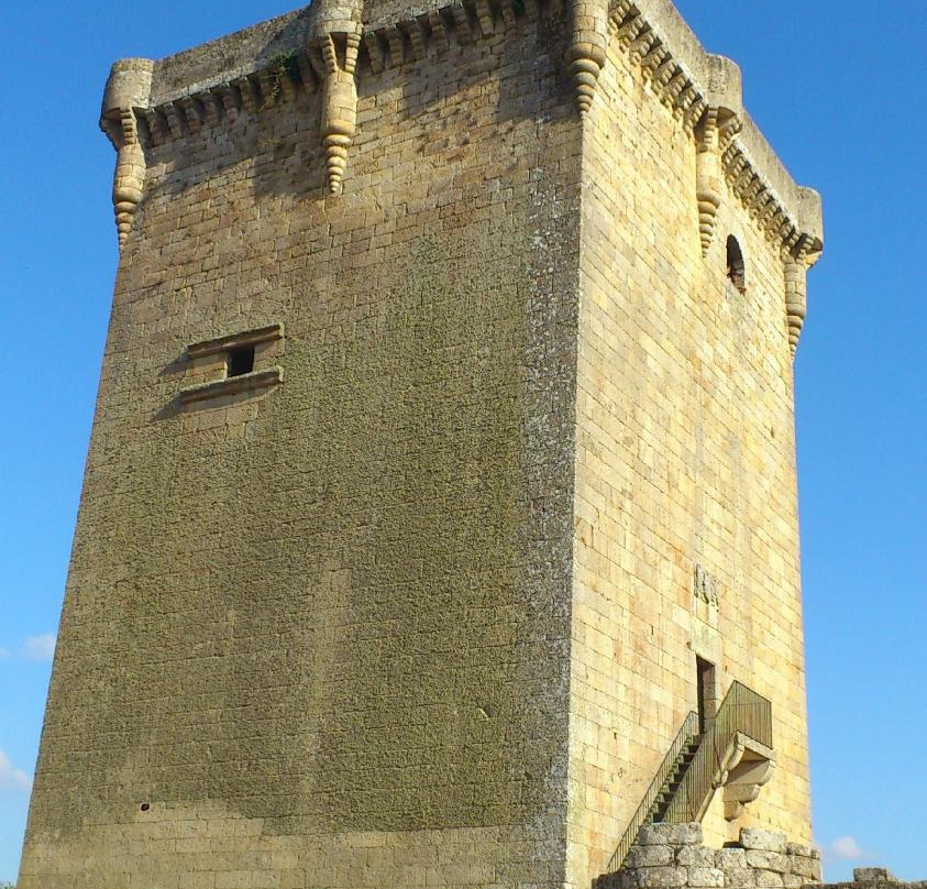 Monterrei Castle景点图片