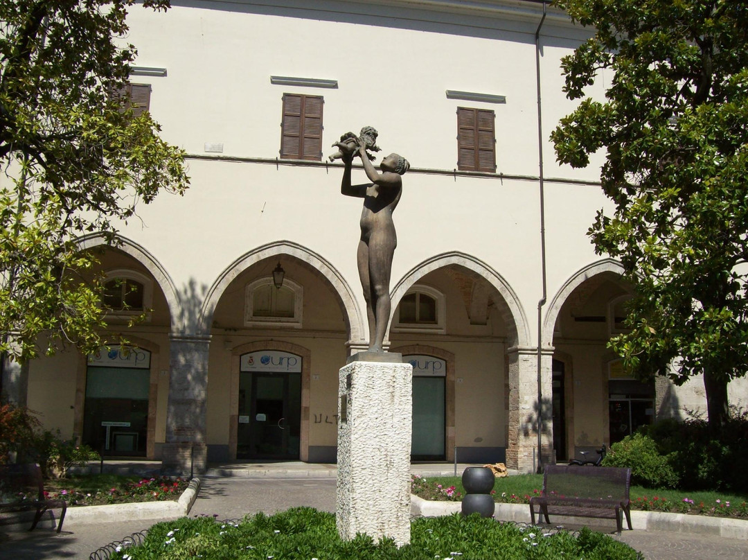 Fontana dei due Leoni-泰拉莫必去景点