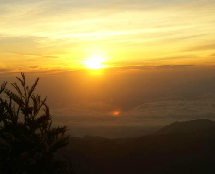 Dieng Volcano景点图片