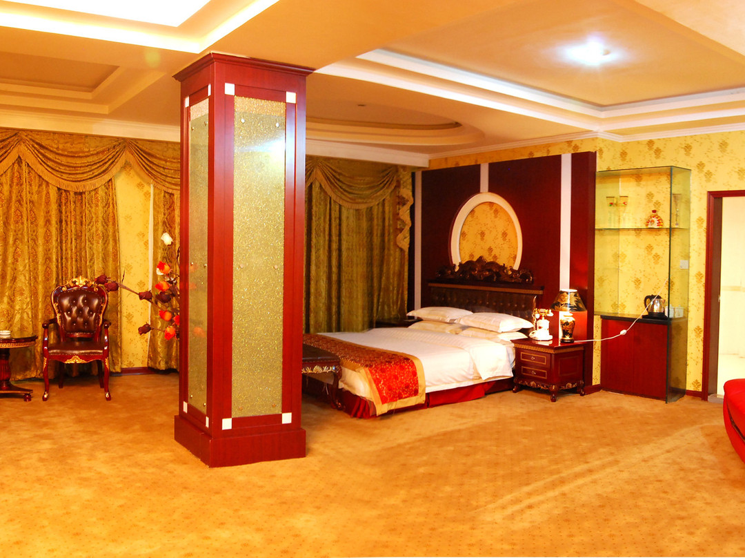 清水大酒店主图