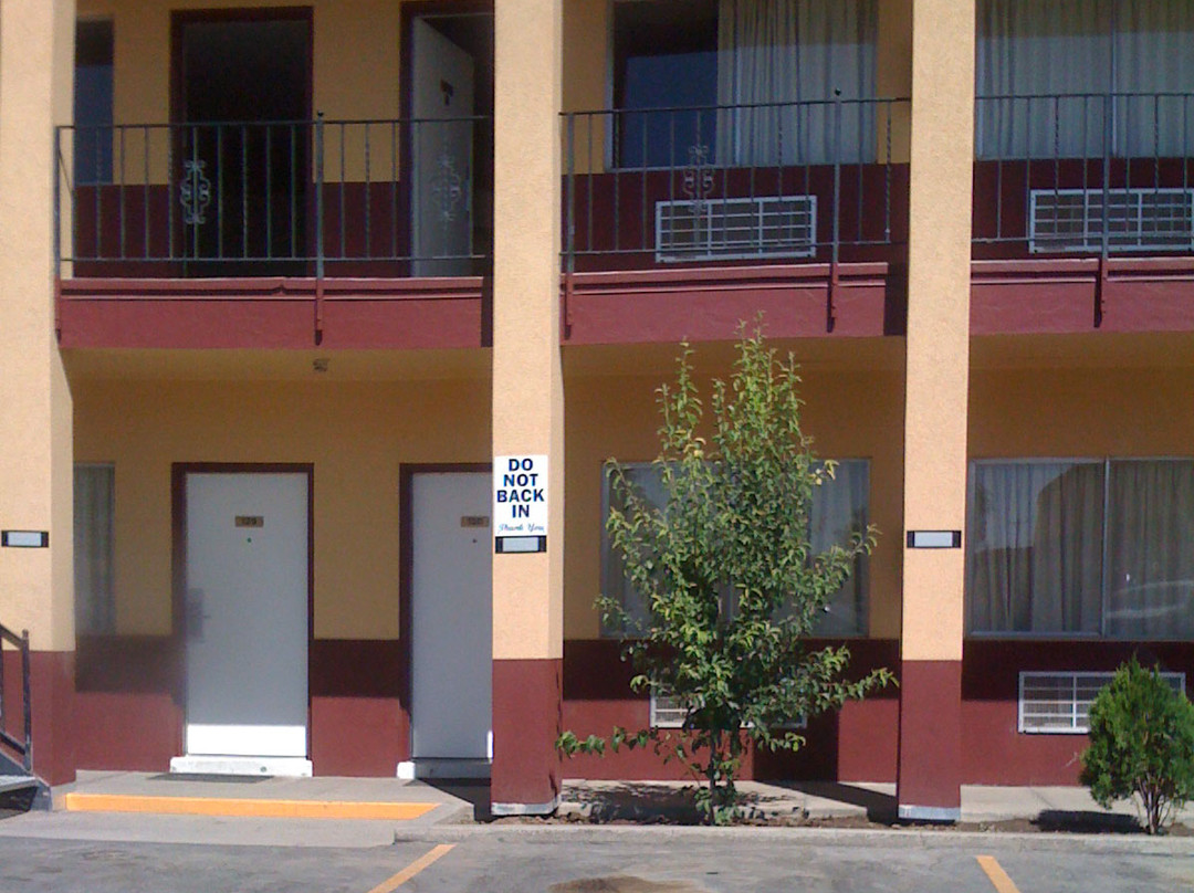 Big Chief Motel主图