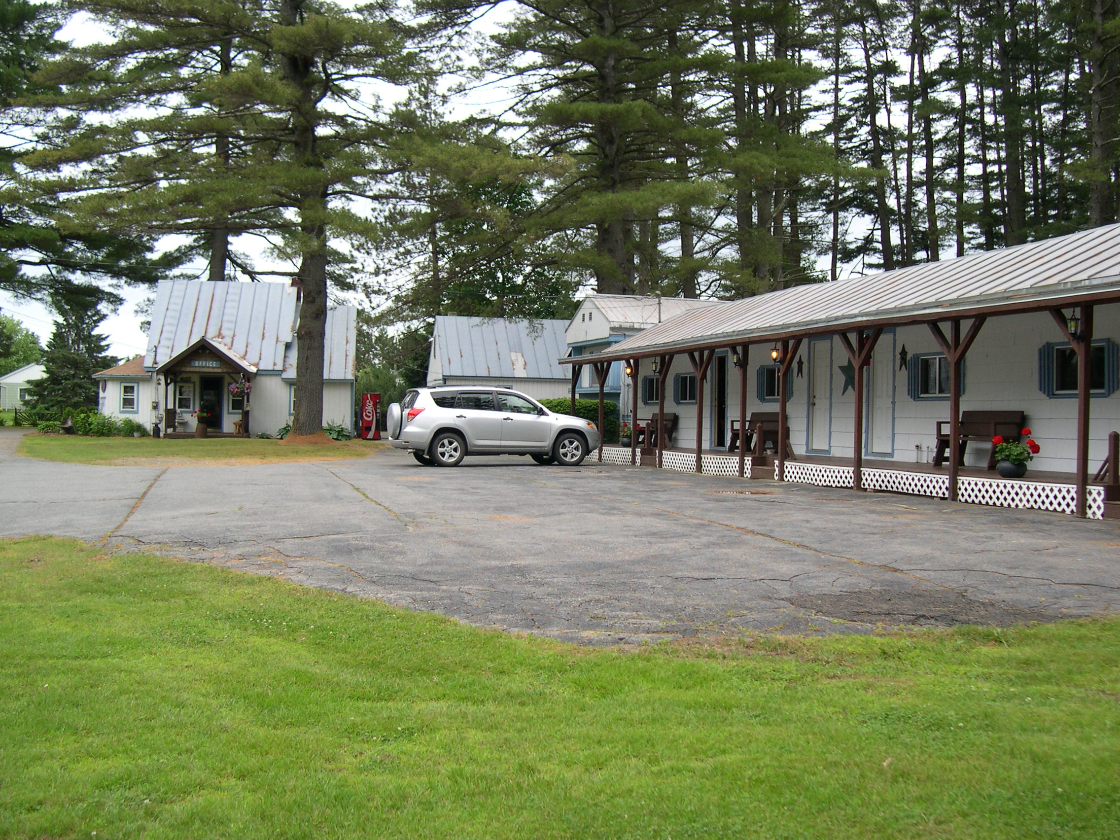 Whispering Pines Motel-客卧