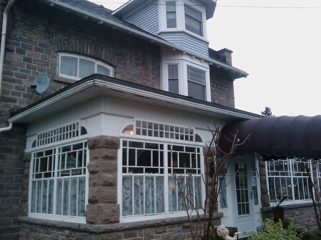 The Colonel's Inn主图