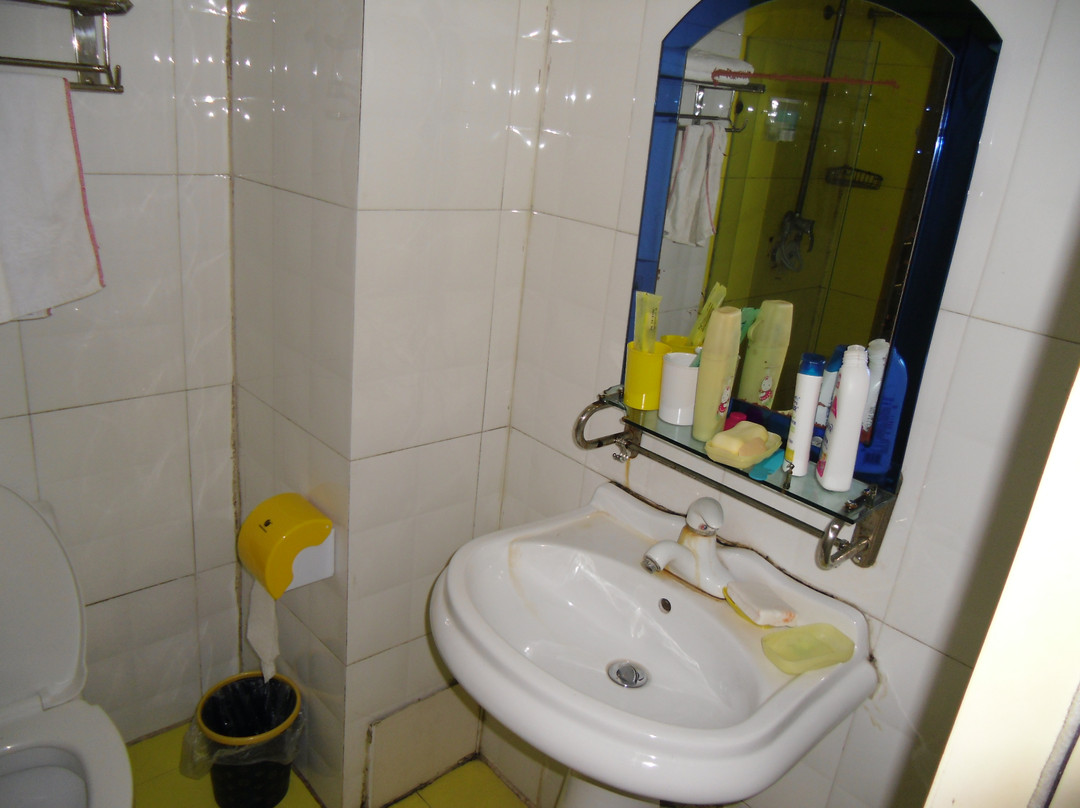 红都快捷酒店主图